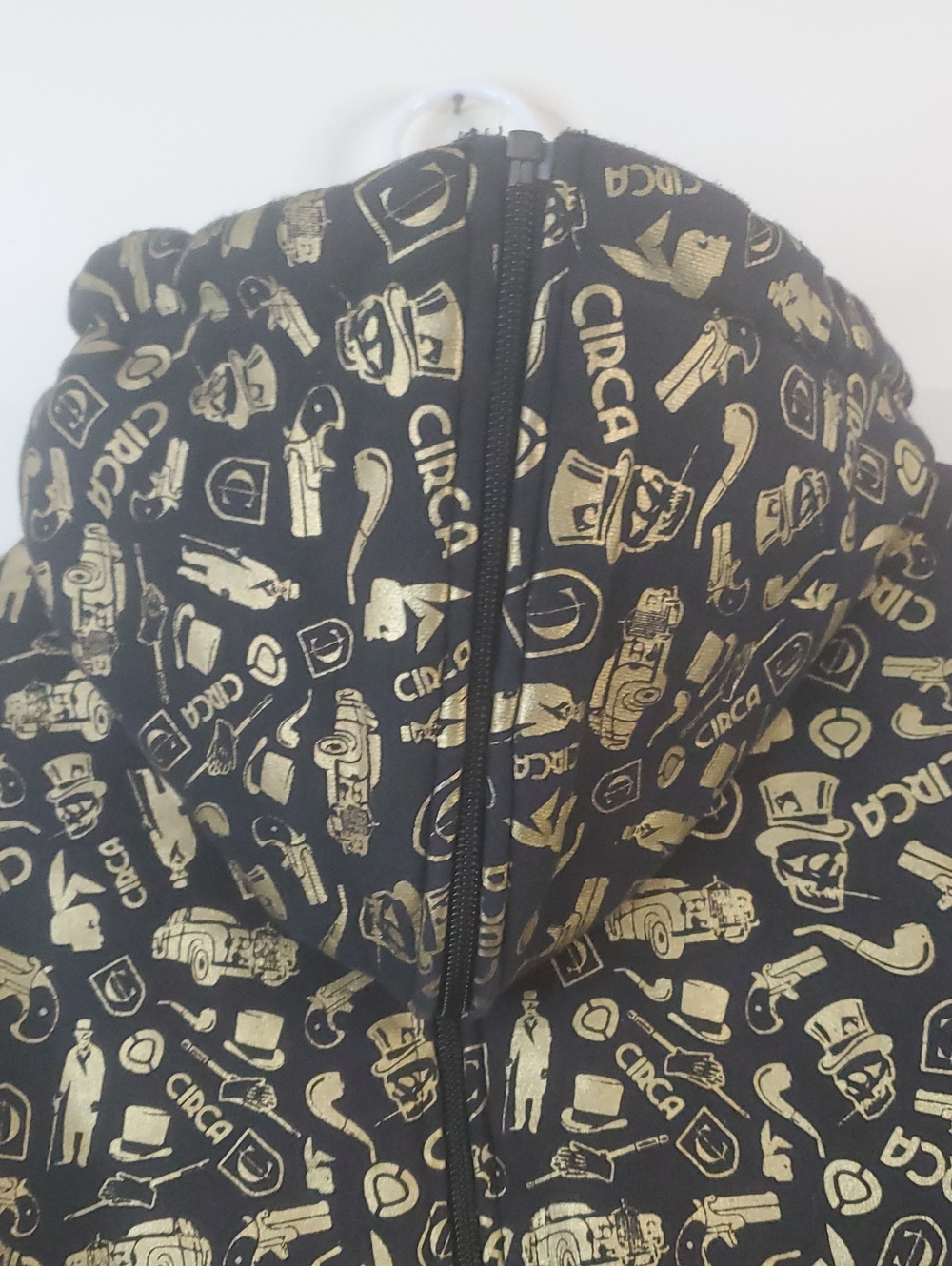 Vintage Circa Y2K Skate Hoodie Black Gold Graphic Print Size Small Baggy Mens - Picture 7 of 16